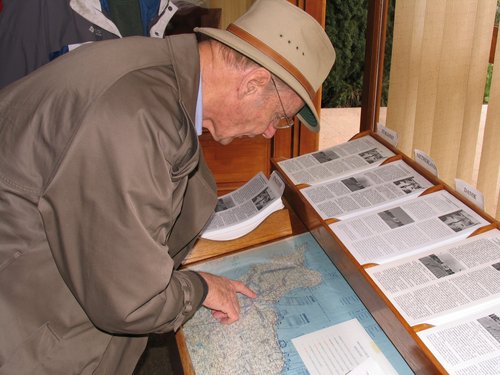 Looking at Map of Omaha Beach (aka 'Story of our drive to Omaha Beach, Part 5')