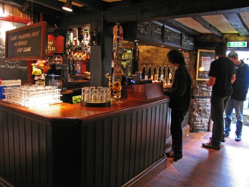 Turf Tavern bar