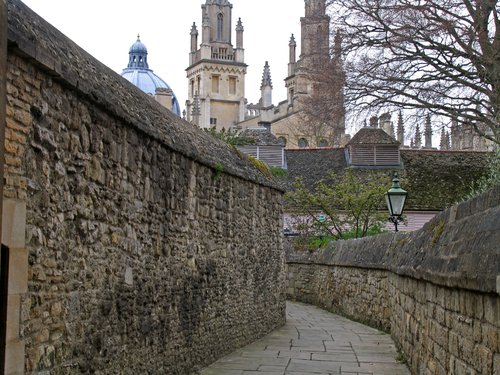 Walking tour of Oxford