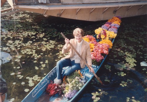 1986 kashmiri houseboat