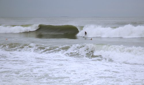 Set Wave at The Wall