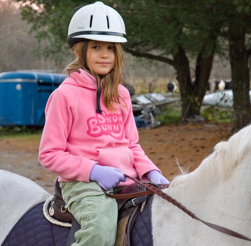 Alana on Merlin (Portrait crop)