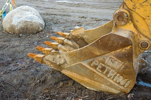 Earth Stone Machine
