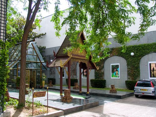 Ticket office for Thai Airlines